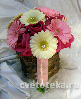 Свадебный букет невесты  R240